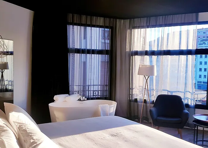 Tayko Отель Бильбао